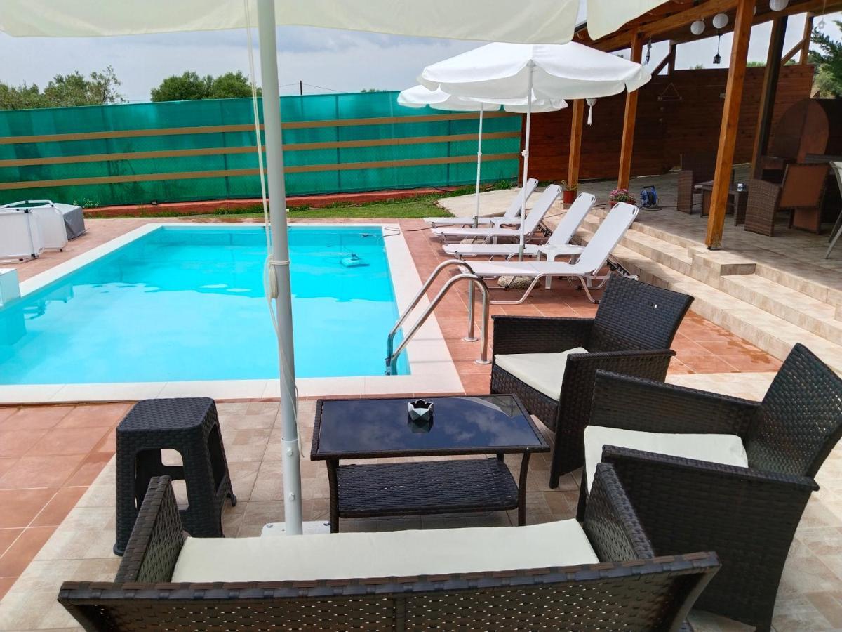 Apartment Maria Lemoni Swimming Pool *
